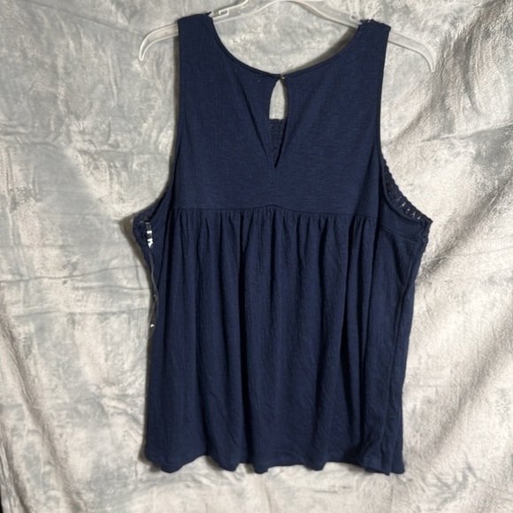 NWT Navy Blue Sleeveless Crochet Top plus size 2x summer vacation lightweight - Picture 6 of 10